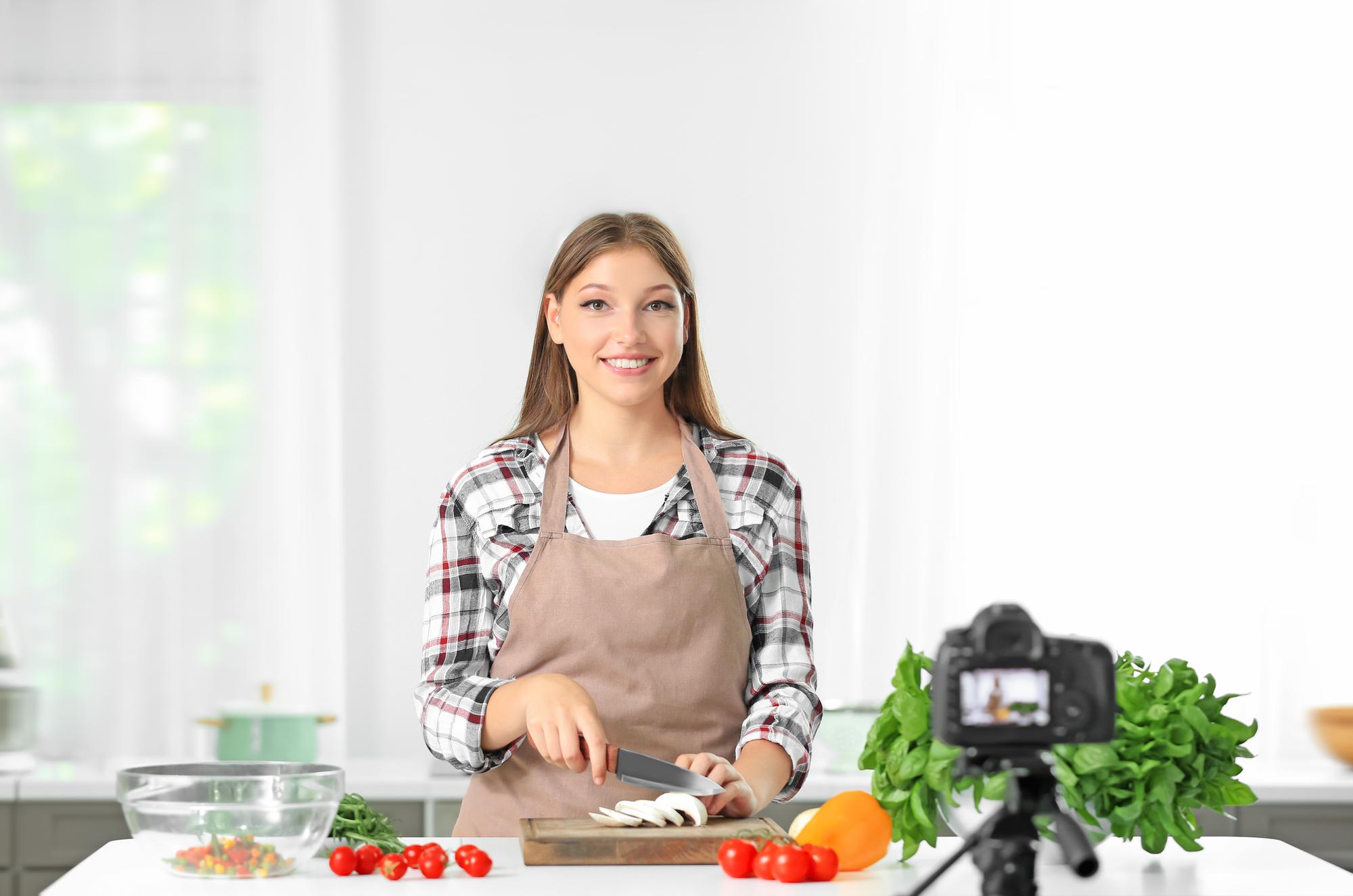 Lezione live con chef al laptop